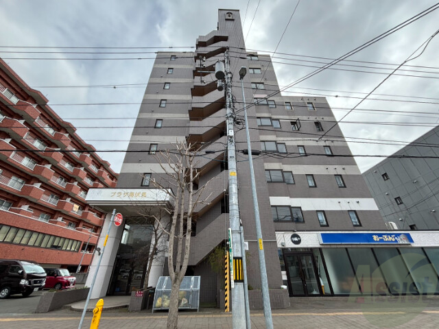 建物外観　札幌市中央区南１９条「プラザ南伏見」