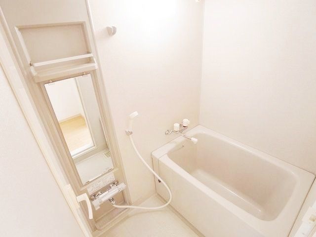 バス・シャワールーム　お部屋探しは株式会社　タウンハウジング　までお気軽にお問合…