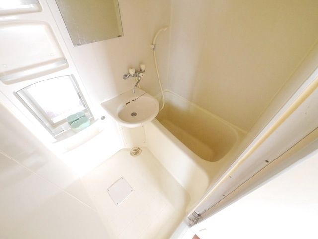 バス・シャワールーム　★お部屋探しは株式会社タウンハウジング東京まで★