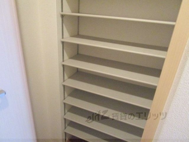 その他設備　下駄箱