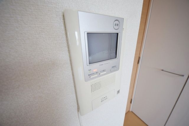 セキュリティ　同物件別部屋写真