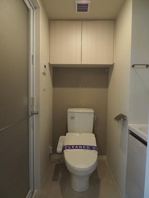 トイレ　ゆったりとした空間のトイレです