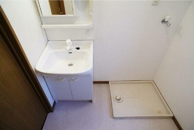 洗面設備　他号室の写真になります。