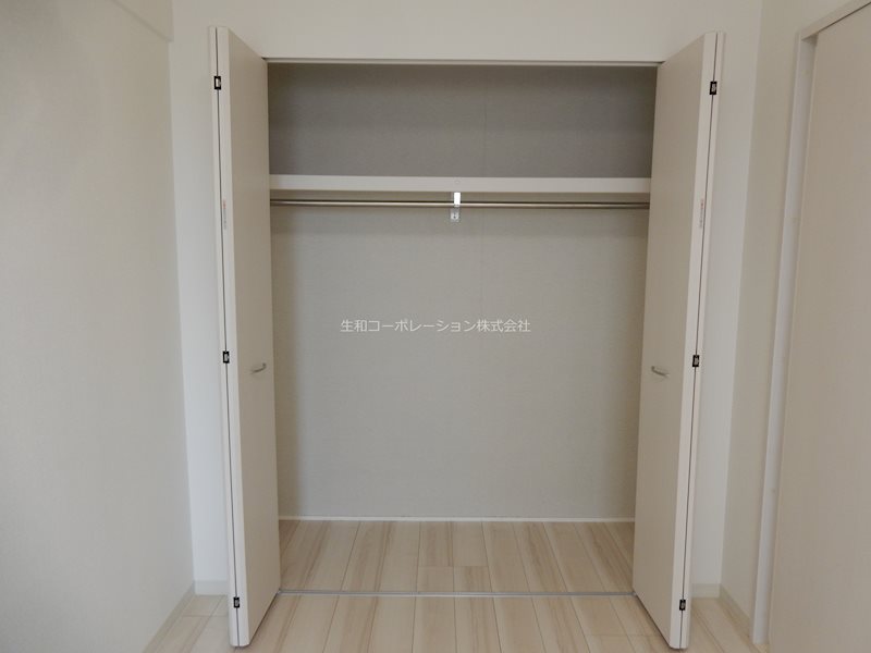 収納　洋室のクローゼット