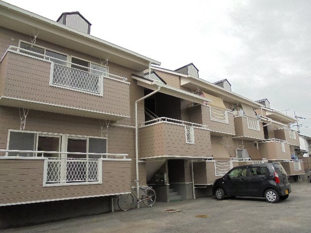 建物外観　完成写真