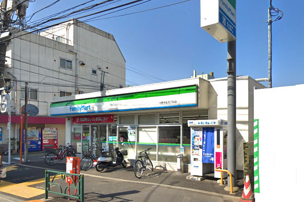 コンビニ　ファミリーマート中野本町五丁目店（コンビニ）まで2293m