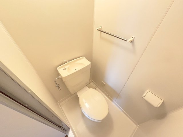 ハイクレスト橋本IIのトイレ写真