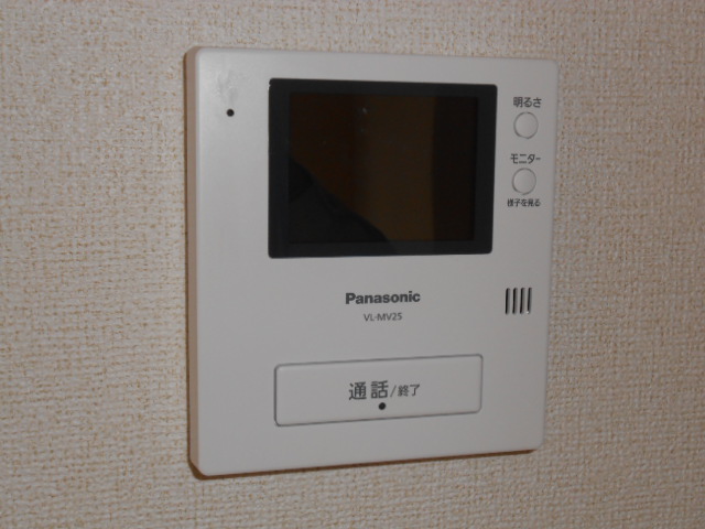 セキュリティ　カラーＴＶモニター付インターホン完備