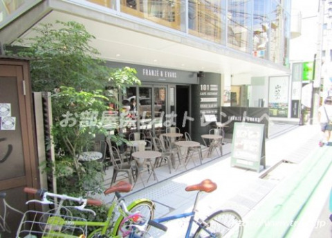 飲食店　フランツ&エバンス ロンドン 表参道店（飲食店）まで840m