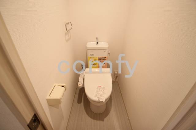 トイレ　ウォシュレット付きトイレ