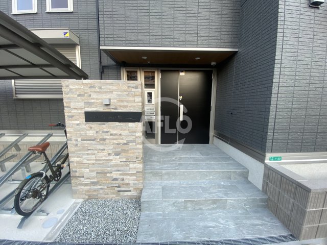 地下鉄中央線 深江橋駅 徒歩4分 3階建 築5年の外観写真