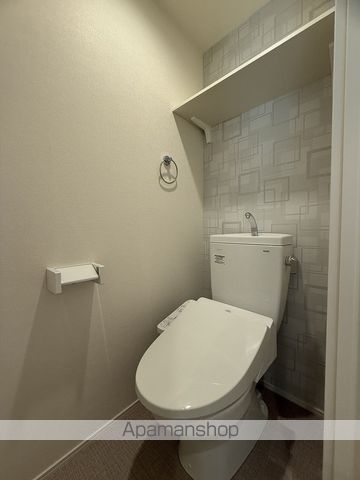 クラウンプライドIIIのトイレ写真