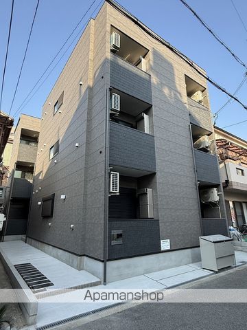クラウンプライドIIIの外観写真