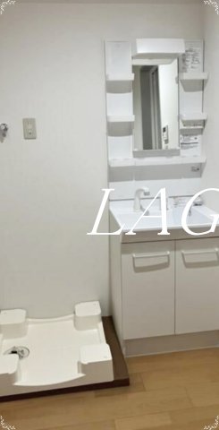 洗面設備　洗面台です。