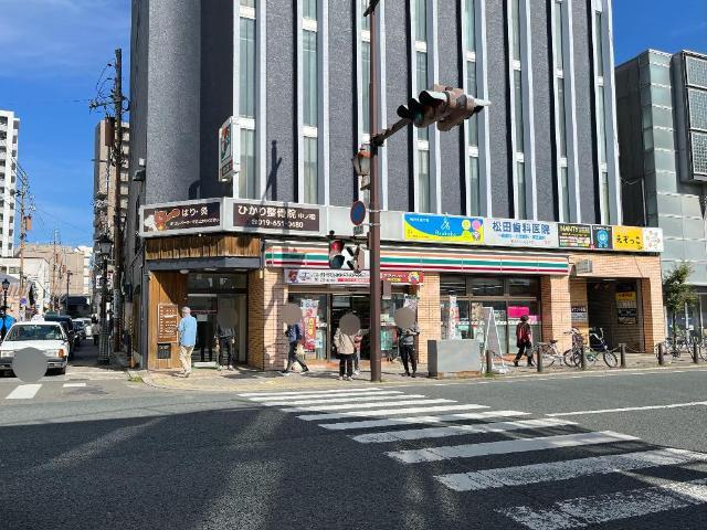 コンビニ　セブンイレブン盛岡中ノ橋通１丁目店（コンビニ）まで760m