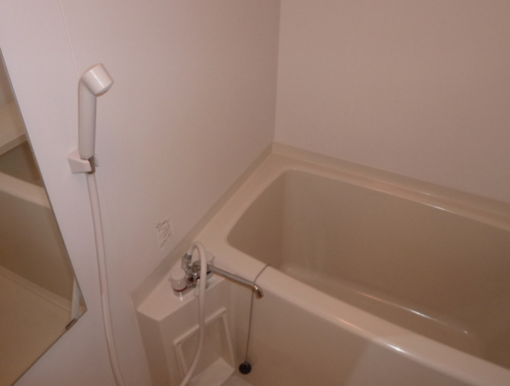 バス・シャワールーム　別部屋の画像を使用しております。