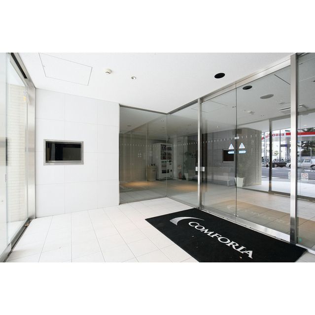 エントランス　コンフォリア東池袋ＥＡＳＴ　豊島区東池袋２