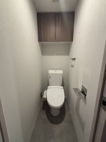 地下鉄御堂筋線 西中島南方駅 徒歩9分 14階建 新築のトイレ写真