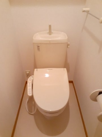 トイレ　シンプルで使いやすいトイレです