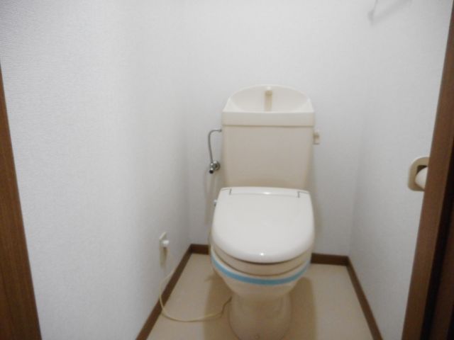 グランメゾン プラムのトイレ写真