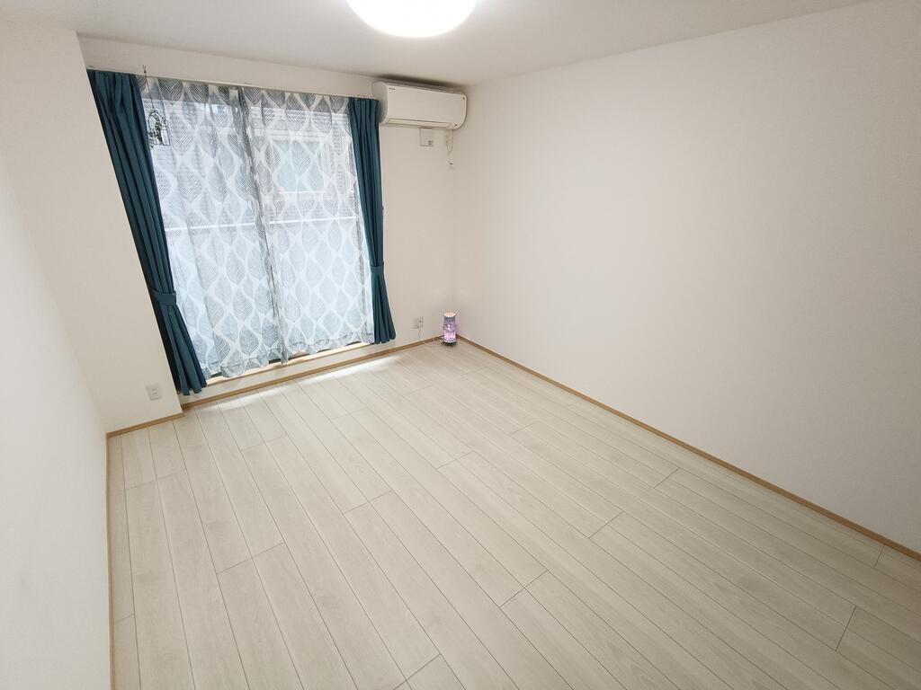 ブレインバレー宮千代の居間写真