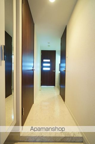 ＪＲ鹿児島本線 博多駅 徒歩14分 12階建 築19年の玄関写真