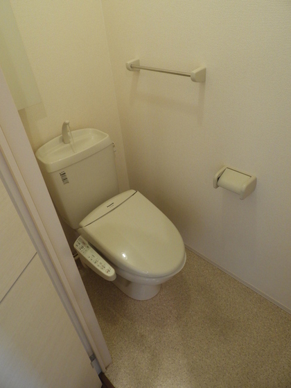 フェリス高柳 A棟のトイレ写真