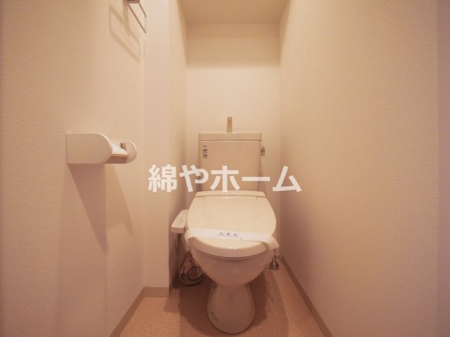 トイレ　シンプルで使いやすいトイレです