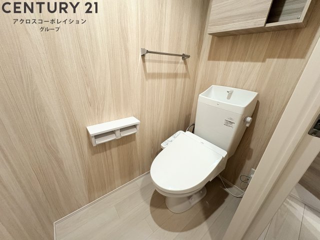 トイレ　収納スペースあり！綺麗なトイレです！