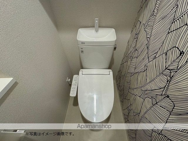 地下鉄長堀鶴見緑地線 玉造駅 徒歩5分 11階建 築2年のトイレ写真