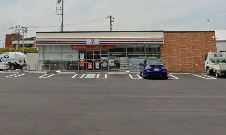 コンビニ　セブンイレブン宇部厚南中央店（コンビニ）まで800m