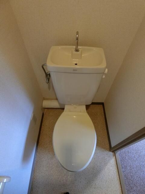宮元町齋藤ビルのトイレ写真