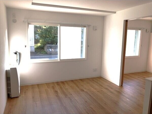 Leap Square H13の居間写真