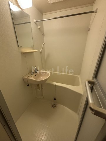 レオパレスクレールセゾンの風呂写真