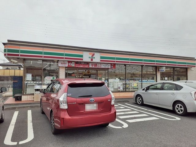 コンビニ　セブンイレブン日立鮎川１丁目店（コンビニ）まで800m