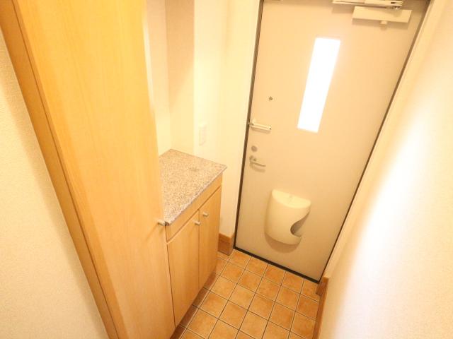 玄関　明るい玄関です
