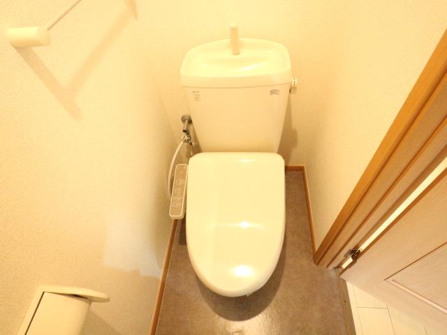 トイレ　コンパクトで使いやすいトイレです