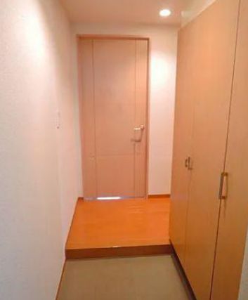 玄関　明るい玄関です