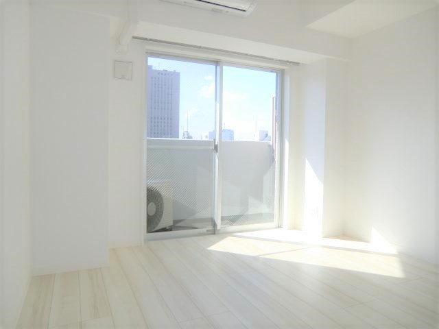 居室・リビング　※別部屋参考写真