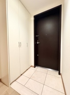玄関　玄関※別部屋参考写真