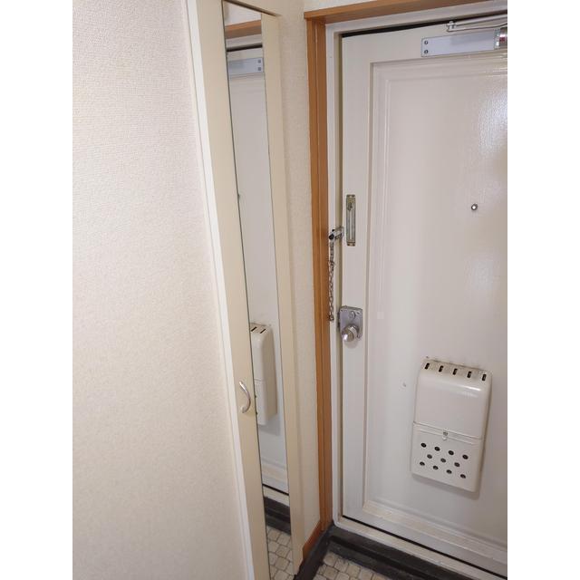 玄関　シューズボックス（鏡付）