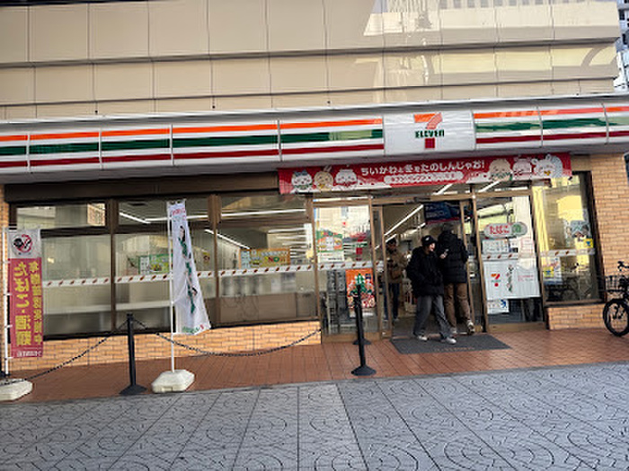 コンビニ　セブン-イレブン 大阪久太郎町４丁目店（コンビニ）まで94m