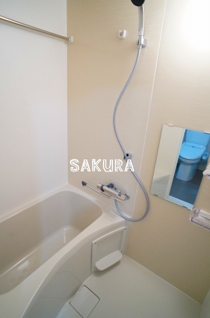 バス・シャワールーム　日々の疲れを癒すお風呂です♪