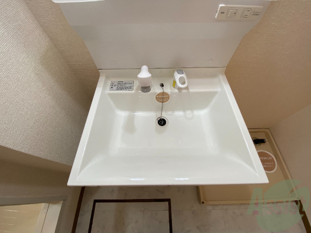 洗面設備　洗面はコチラでお願いします。独立していて便利です。