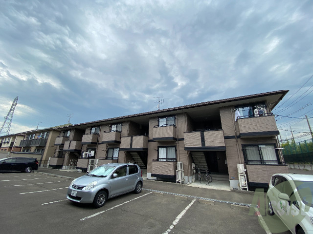 建物外観　多賀城市高橋４「クラレンスホワイト２」