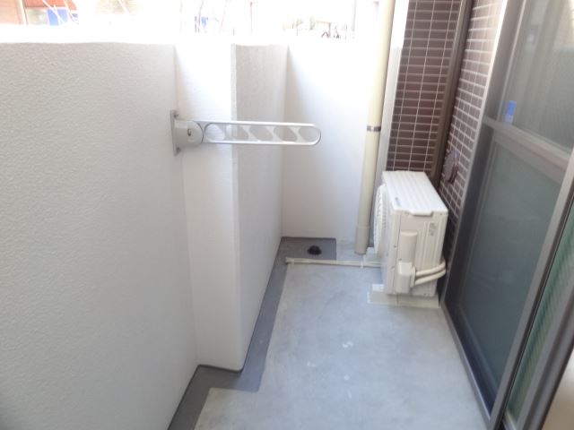 バルコニー　洗濯物もよく乾きます！