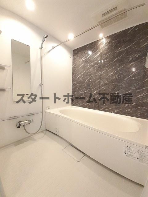 バス・シャワールーム　お風呂です