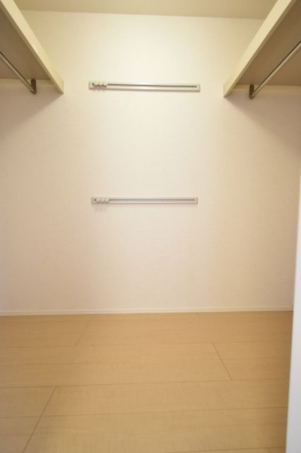 新潟市中央区 3階建 築14年の内装写真