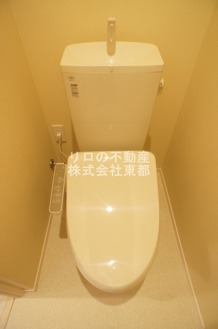 京王井の頭線 西永福駅 徒歩7分 3階建 築10年のトイレ写真