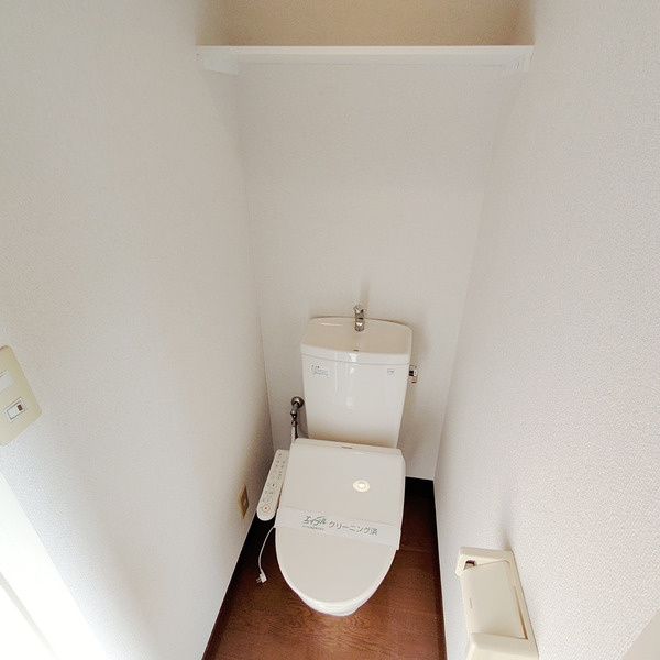 トイレ　（別タイプ参考写真）レヴェイユ　北区西ヶ原2